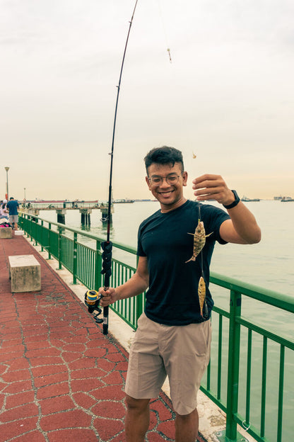 Singapore Fishing Lessons - Jetty Fishing for Families
